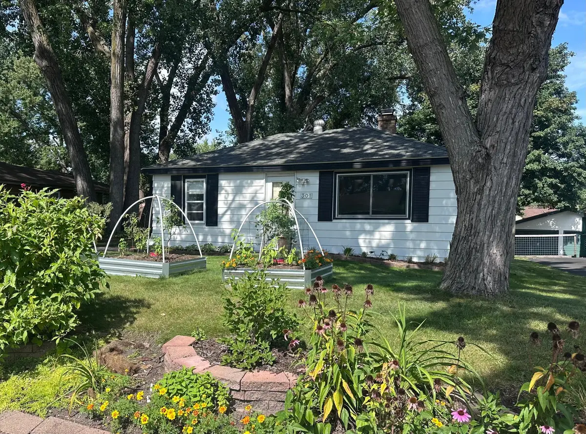 301 Longfellow Street Ne, Fridley, MN 55432 - Image #1