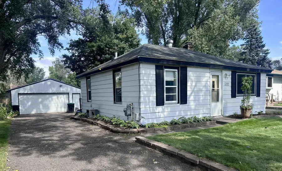 301 Longfellow Street Ne, Fridley, MN 55432 - Image #2