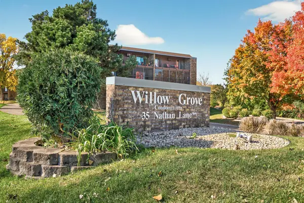 35 Nathan Lane N #223, Minneapolis, MN 55441