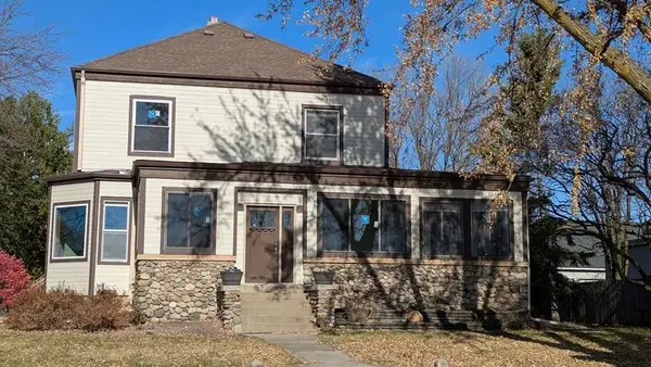 209 Oak Avenue Sw, Montgomery, MN 56069