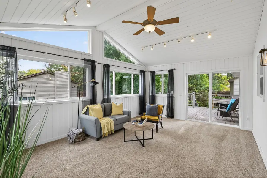 2181 Helena Road N, Oakdale, MN 55128 - Image #2