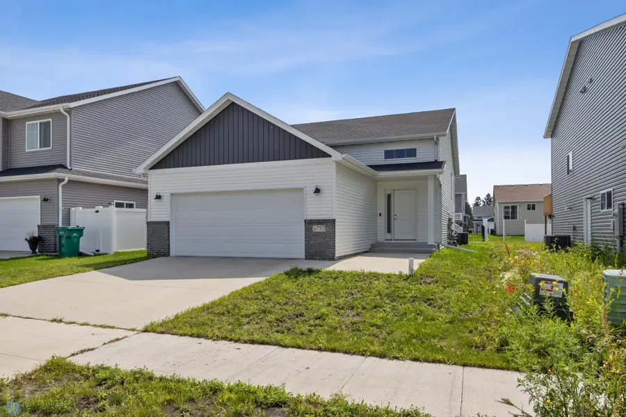 6730 71st Avenue S, Horace, ND 58047 - Image #2