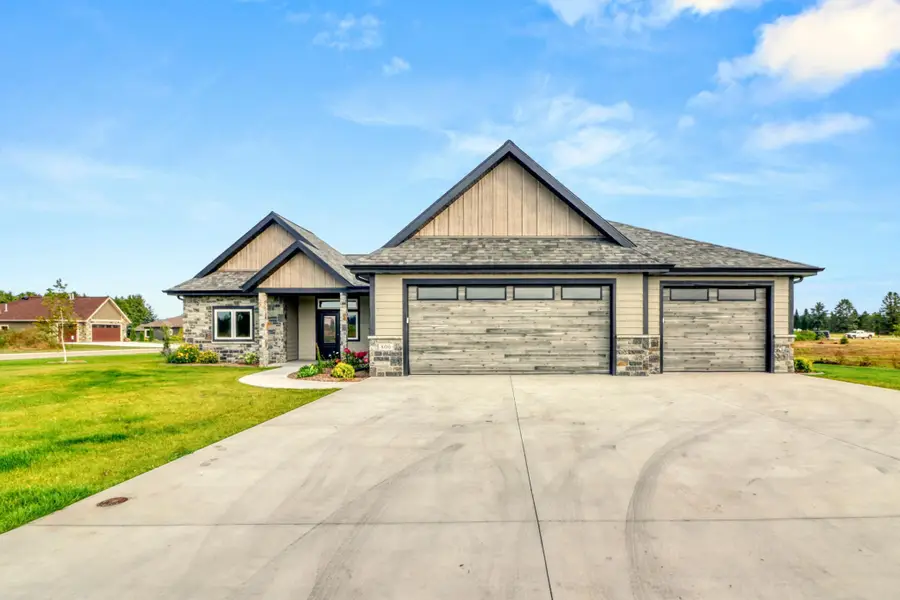 800 Lake Forest Circle, Detroit Lakes, MN 56501 - #3