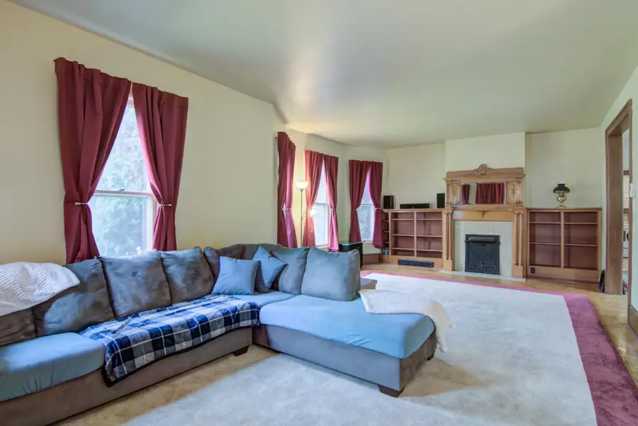 324 Coleman Street, Chippewa Falls, WI 54729 - #3