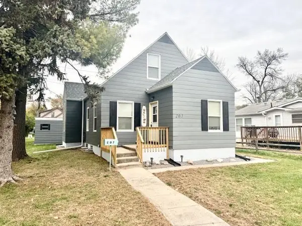 207 E Broadway Street, Redwood Falls, MN 56283