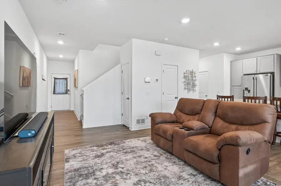 6538 Genevieve Trail S, Cottage Grove, MN 55016 - Image #2