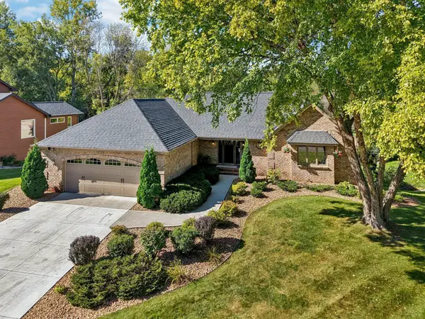 3665 Vinewood Lane N, Minneapolis, MN 55441