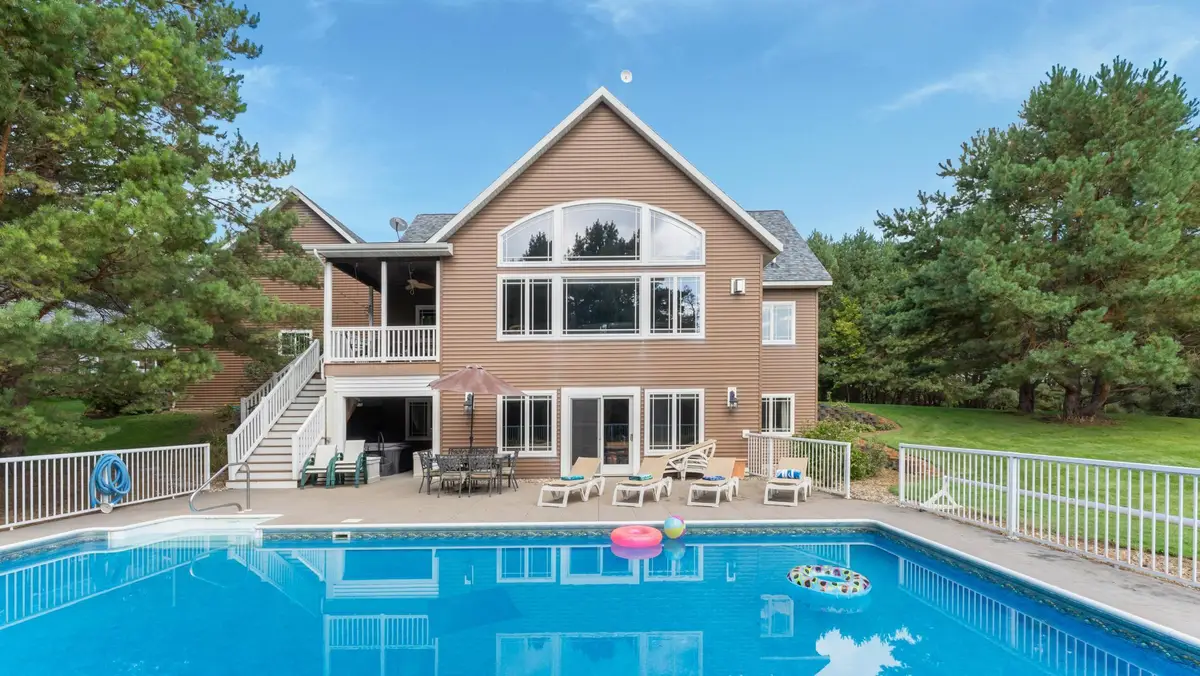 3191 Crestwood Drive Ne, Alexandria, MN 56308 - #1