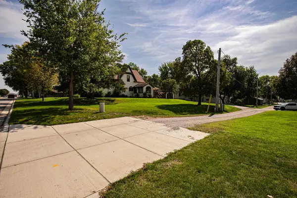 301 E Depue Avenue, Olivia, MN 56277