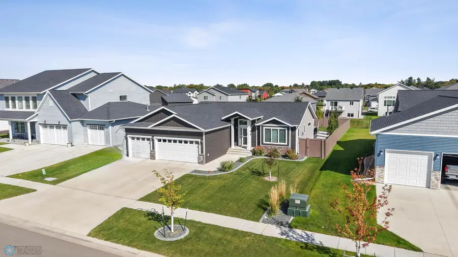 8818 Meadowlark Parkway, Horace, ND 58047 - Image #2