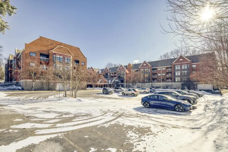 500 County Road B W #202, Roseville, MN 55113 - Image #2