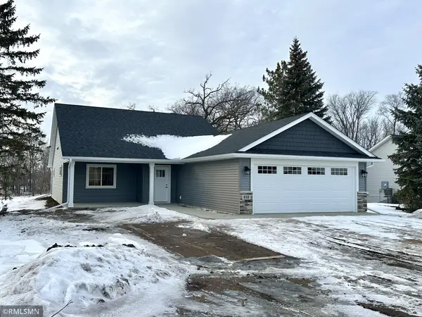 810 Morrison Avenue, Annandale, MN 55302