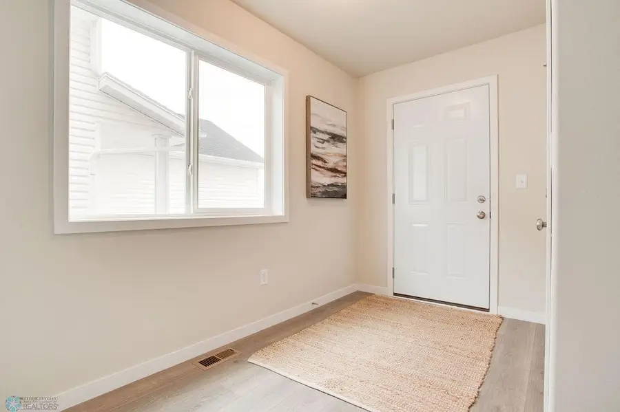 6830 32nd Street S, Fargo, ND 58104 - Image #3