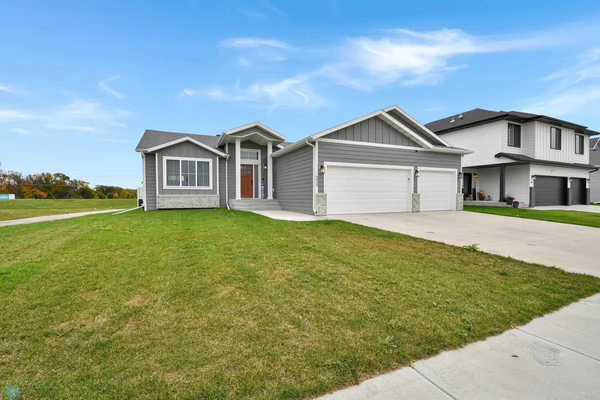 6800 14th Street S, Fargo, ND 58104 - Image #1