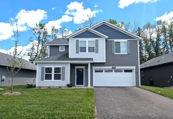 810 Spruce Street N, Cambridge, MN 55008