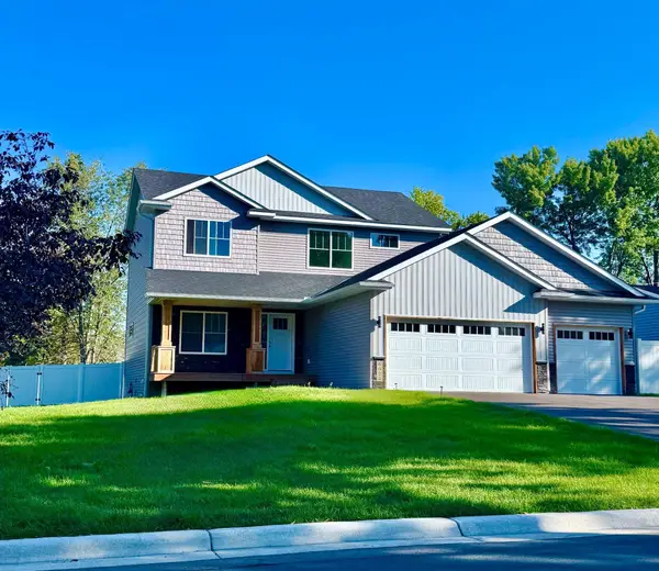 6048 Quebec Avenue N, Minneapolis, MN 55428