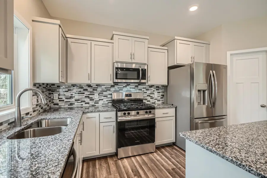 6048 Quebec Avenue N, Minneapolis, MN 55428 - #2