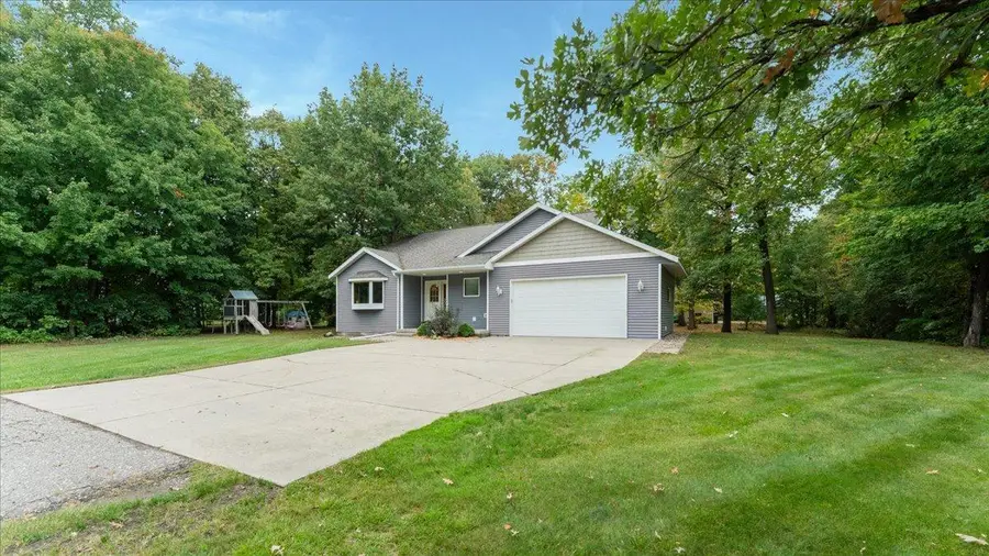 151 Bluffs Road Nw, Alexandria, MN 56308 - #3