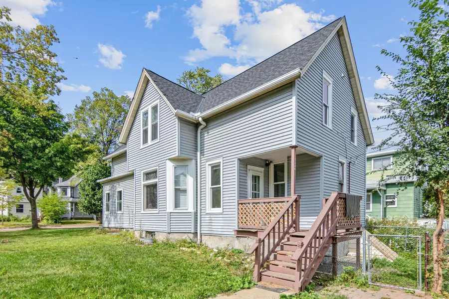 1174 Edgerton Street, Saint Paul, MN 55130 - #3