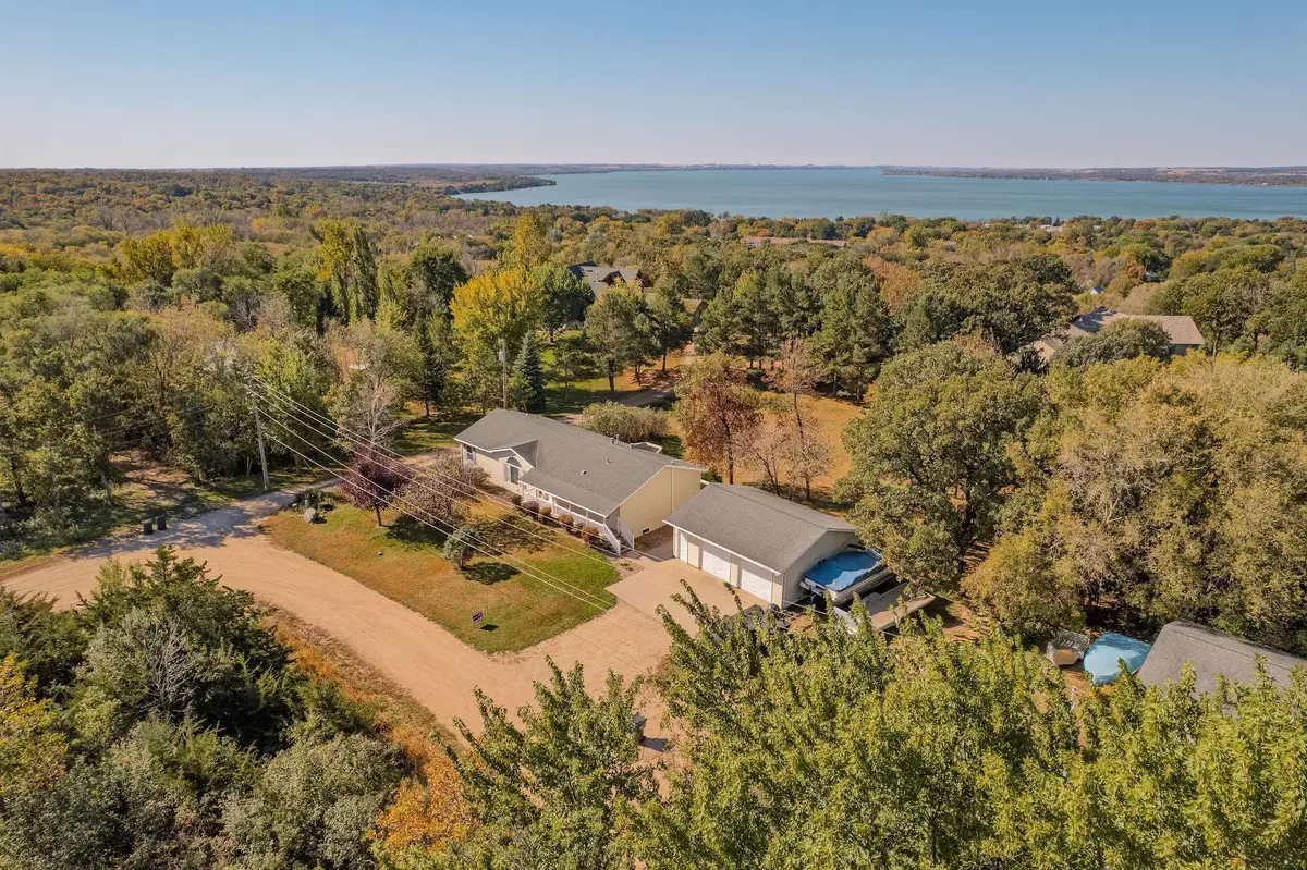 105 10th Street Se, Glenwood, MN 56334 - Image #1