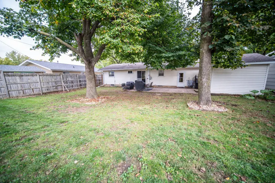 605 5th Avenue Ne, Stewartville, MN 55976 - #3