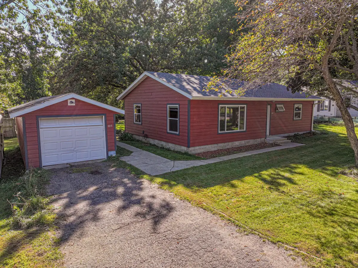 105 Ross Garden Nw, Alexandria, MN 56308 - Image #1