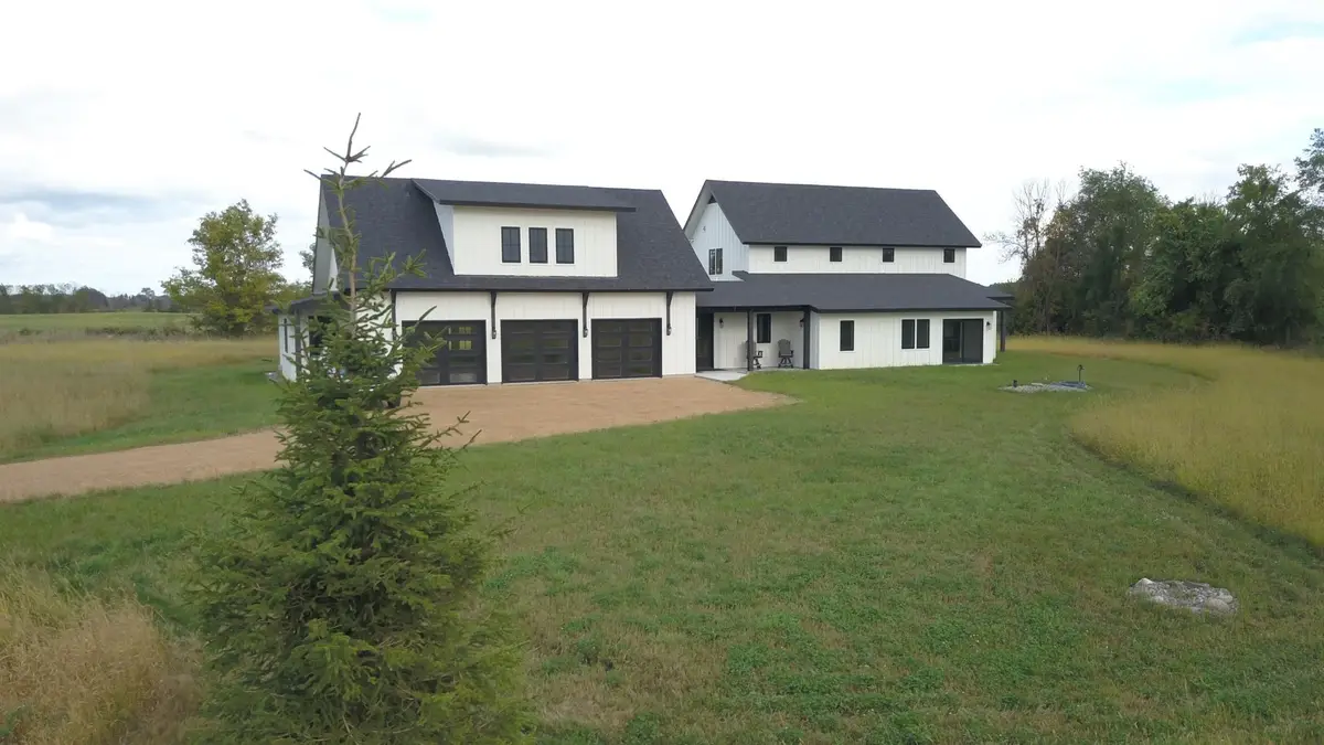 8800 Grace Lane N, Loretto, MN 55357 - Image #1