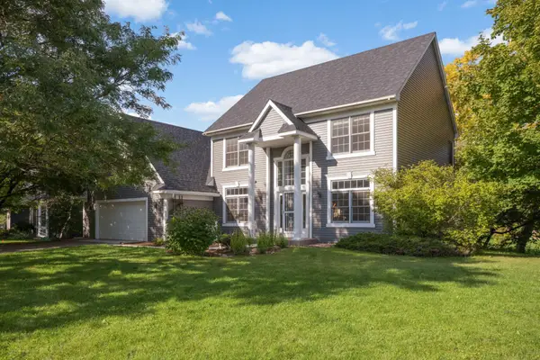 4080 Camberwell Drive N, Eagan, MN 55123