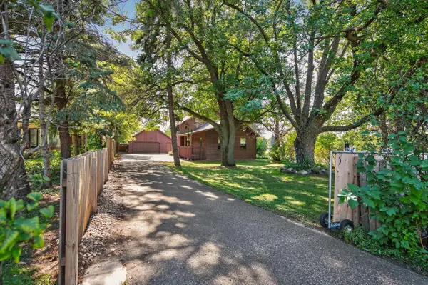 500 County Road B2 W, Saint Paul, MN 55113