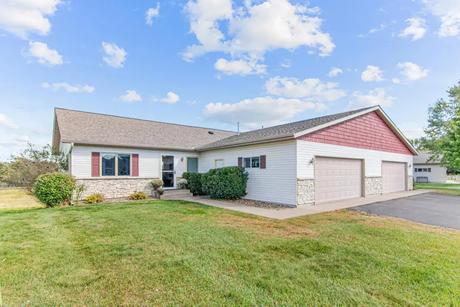 1016 W Ridge Court, New Richmond, WI 54017 - Image #2