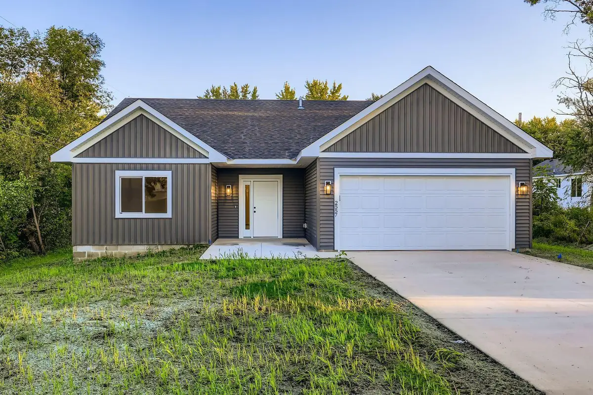 2557 County Rd I, Mounds View, MN 55112 - #1
