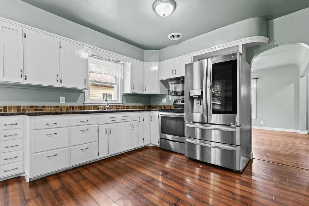 218 N Sherwood Street, Ivanhoe, MN 56142 - Image #1