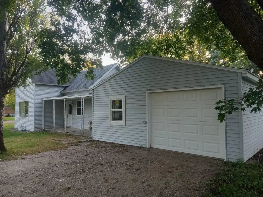 1209 14th Street, Clarkfield, MN 56223 - Image #2