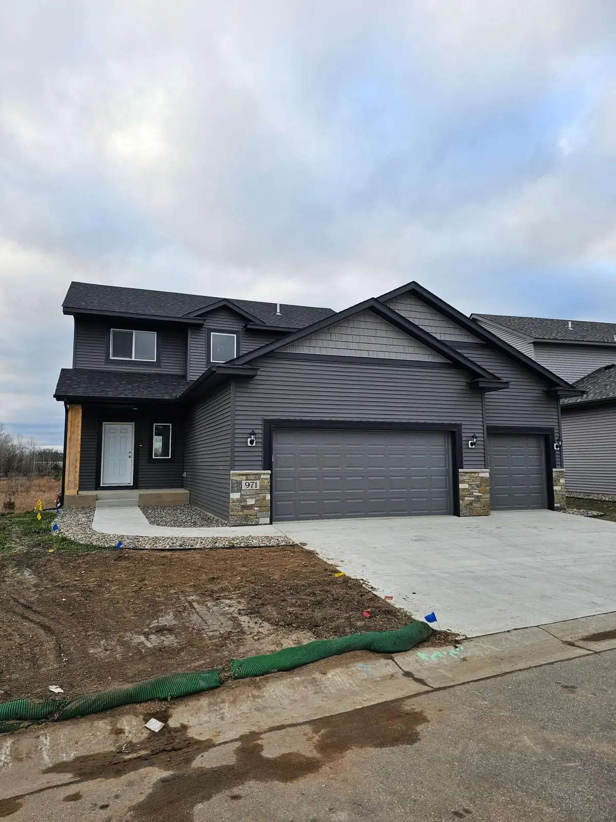 971 45th Avenue Ne, Saint Cloud, MN 56304 - Image #1