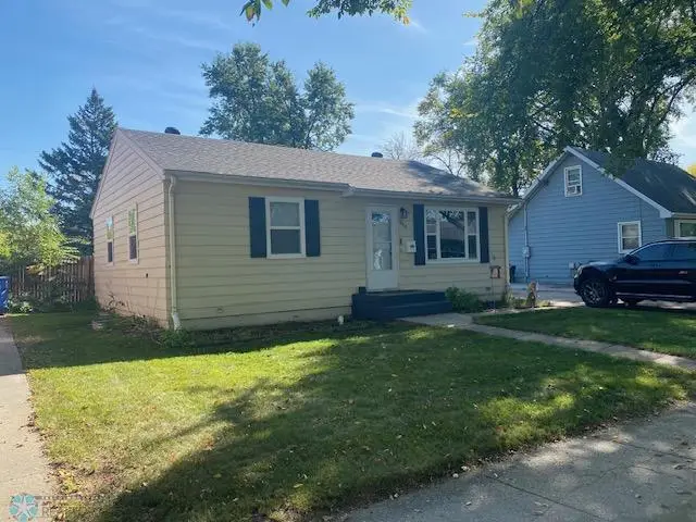 814 19th Street S, Fargo, ND 58103 - Image #1