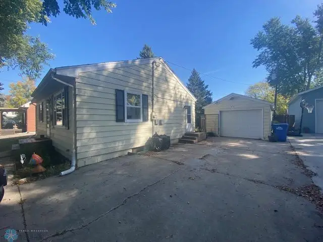 814 19th Street S, Fargo, ND 58103 - Image #2