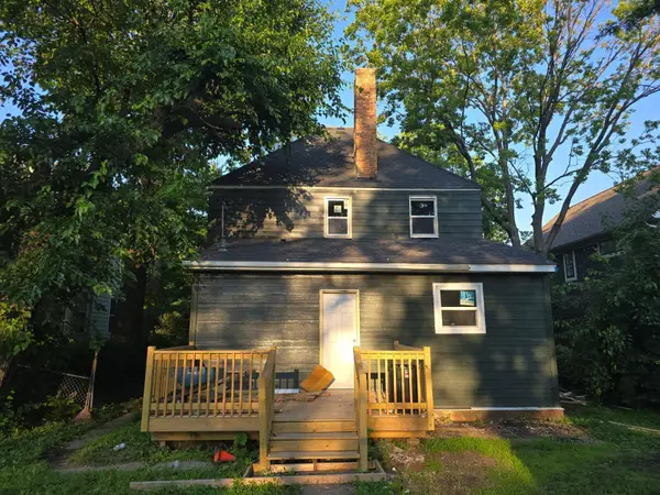 2217 Fremont Avenue N, Minneapolis, MN 55411