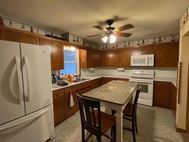 76 4th Avenue E, Wood Lake, MN 56297 - Image #3