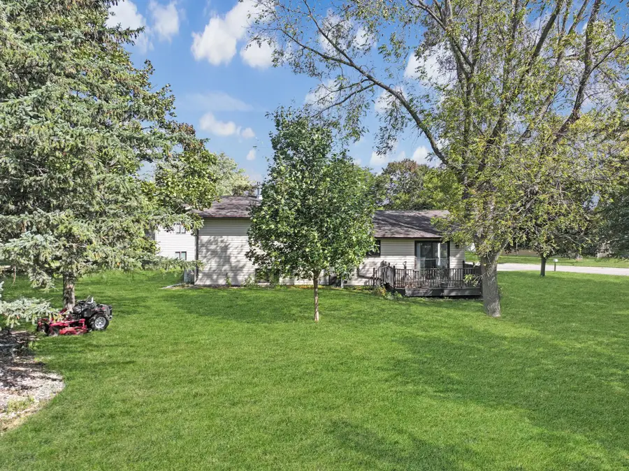 101 Parkview Drive, Lake Benton, MN 56149 - Image #3