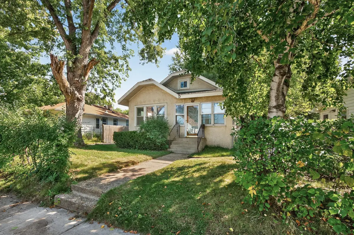 834 Iroquois Avenue, Saint Paul, MN 55119 - #1