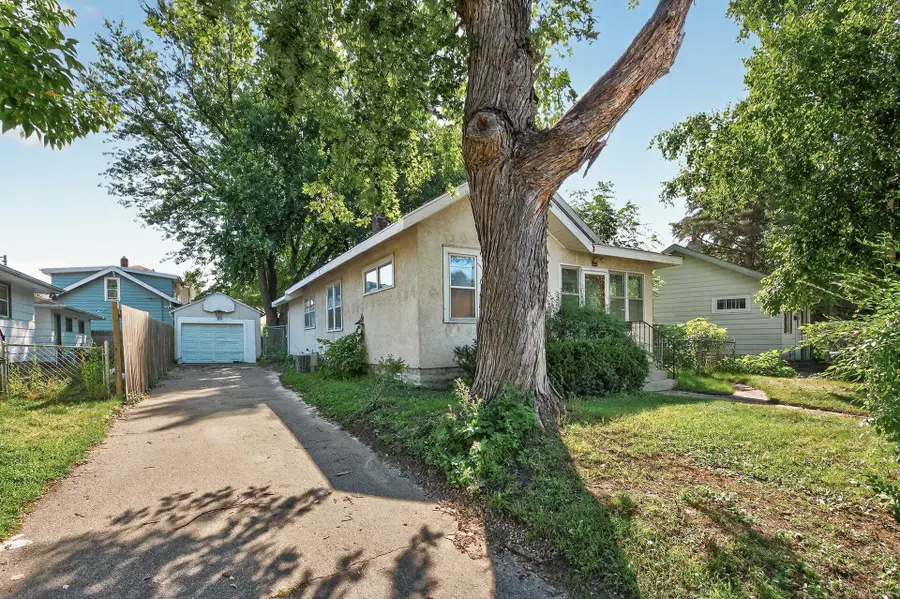 834 Iroquois Avenue, Saint Paul, MN 55119 - #2