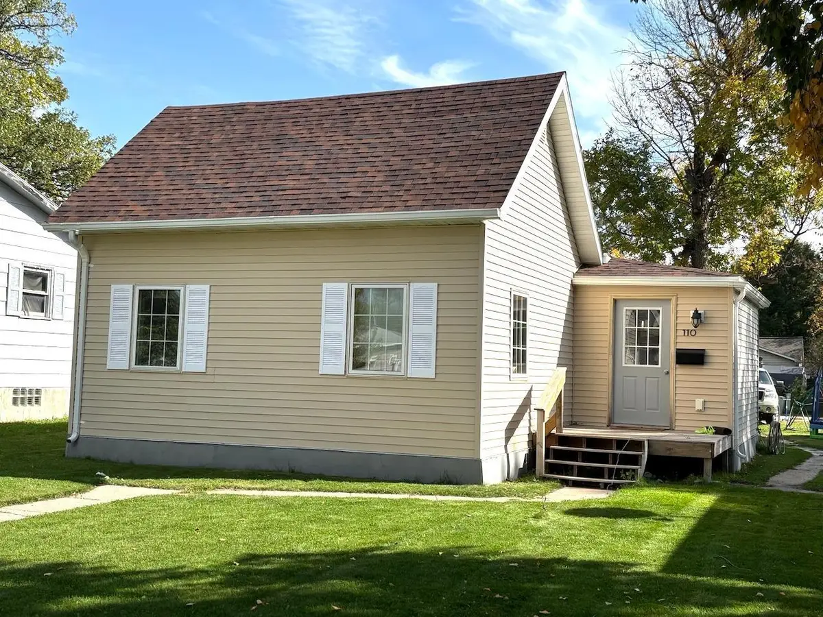 110 Crocker Avenue S, Thief River Falls, MN 56701 - Image #1