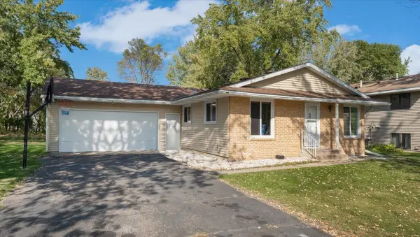 2917 Monroe Place, Saint Cloud, MN 56303