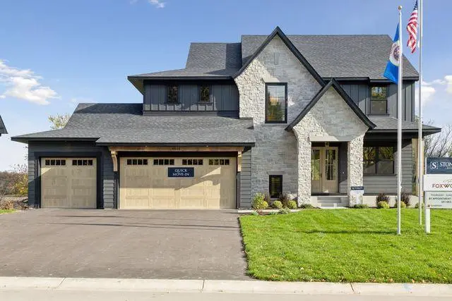 9511 Eagle Ridge Road, Chanhassen, MN 55317 - Image #2