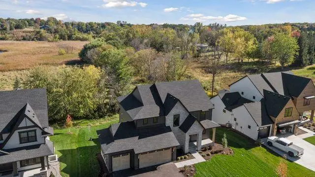 9511 Eagle Ridge Road, Chanhassen, MN 55317 - Image #3