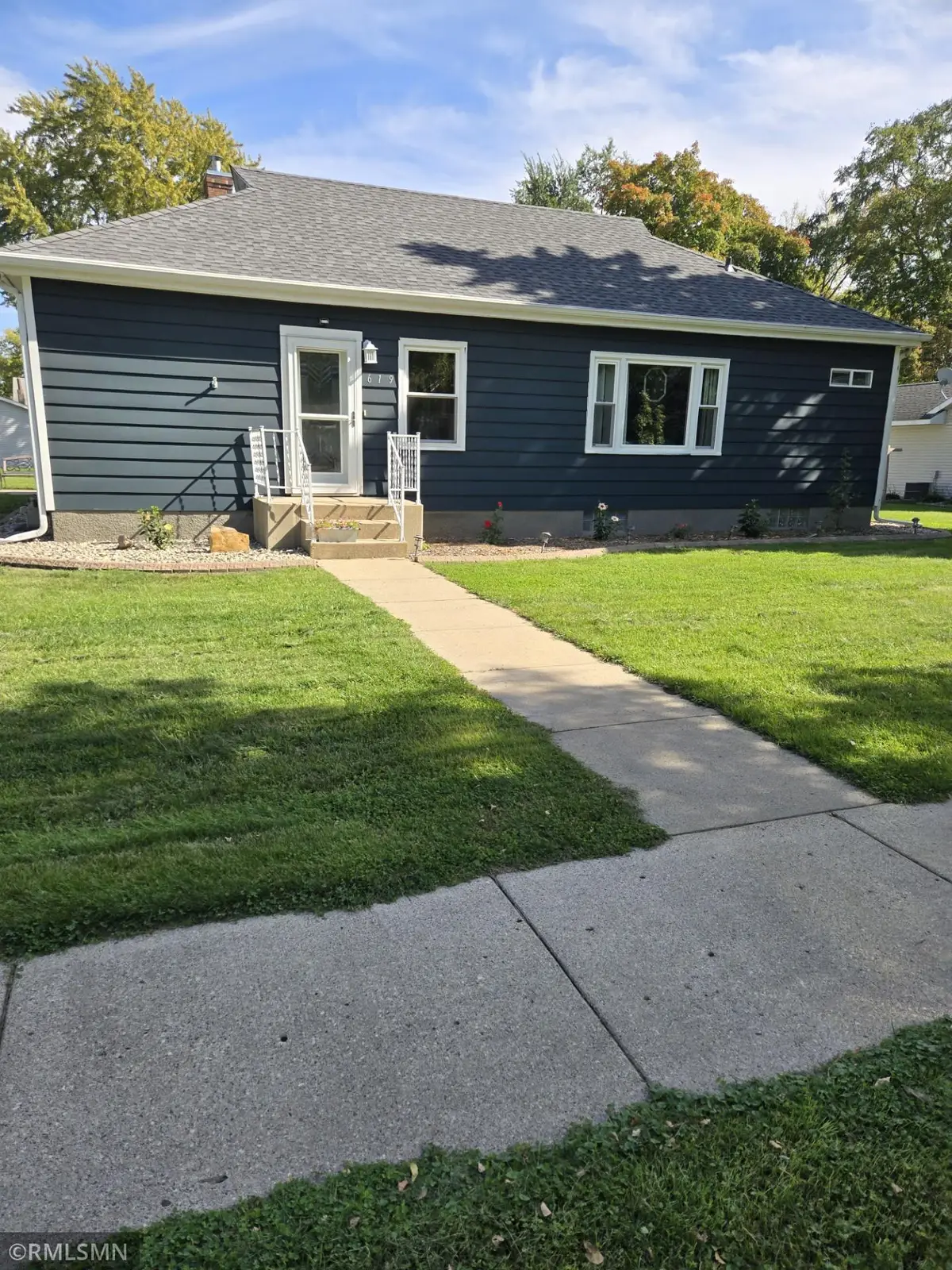 619 S Swift Avenue, Litchfield, MN 55355 - Image #1