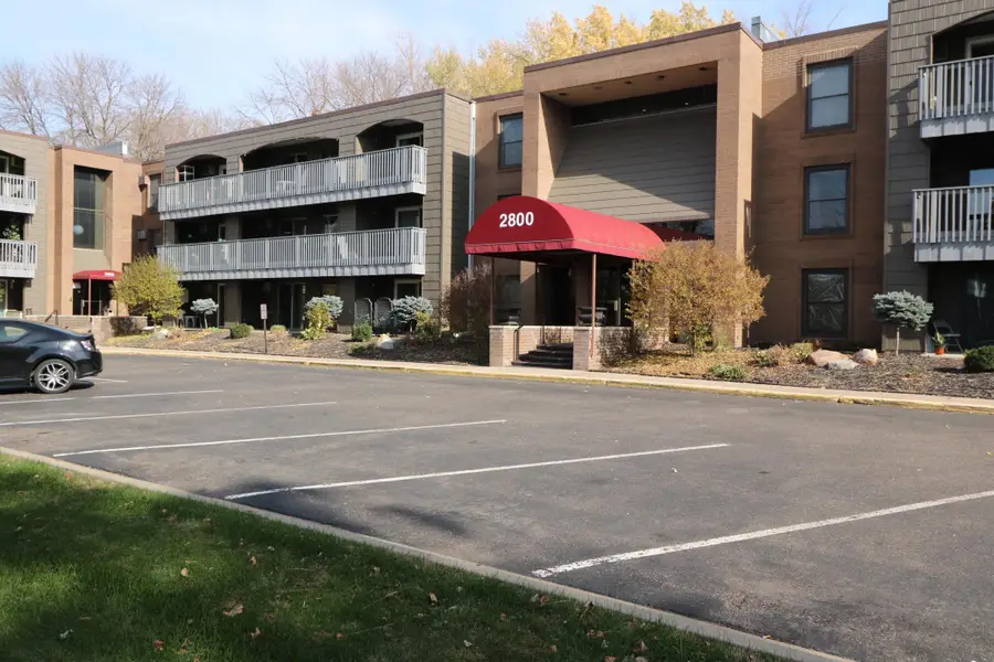 2800 Hamline Avenue N #347, Saint Paul, MN 55113 - Image #2