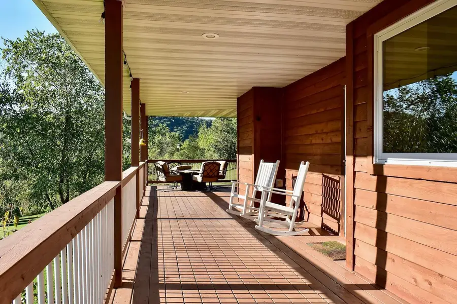 24242 Pfeiffer Hill Road, Winona, MN 55987 - Image #3