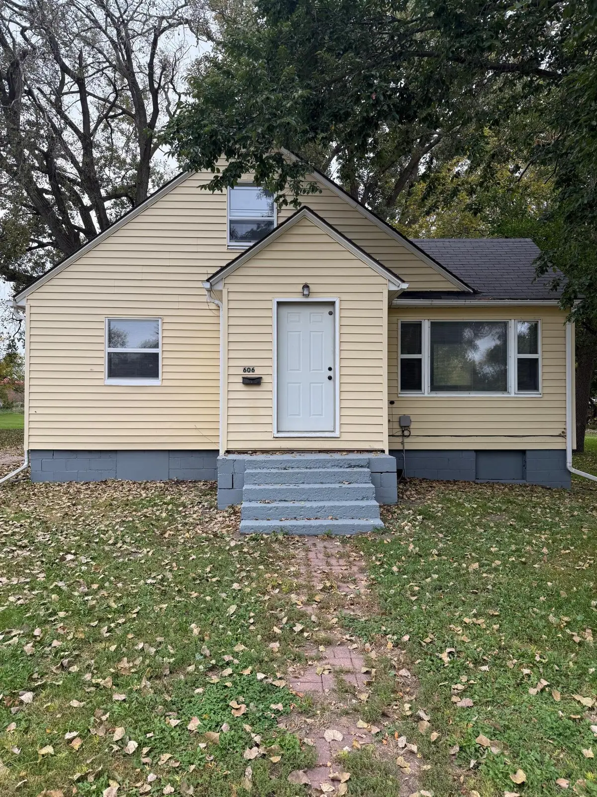 606 E Main Street, Marshall, MN 56258 - Image #1