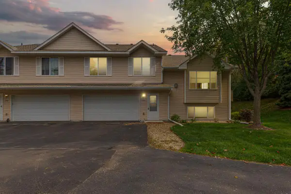 1465 S Trail Circle, Faribault, MN 55021